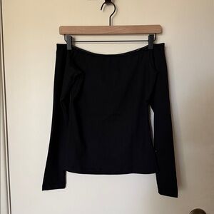 Black Off-Shoulder Long Sleeve Top